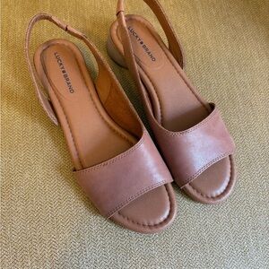 Lucky Brand Women's Tan Sandals